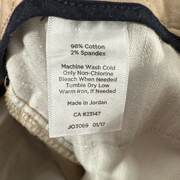 Talbots Tan Women's Bermuda Shorts - Picture 5 of 5